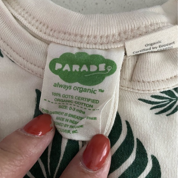 2/$20 Parade Organics Bodysuit (0-3 months) - Picture 3 of 3